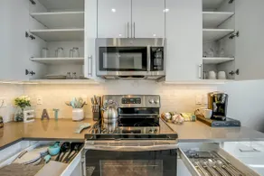 Stylish 1br Unit. Parking. Easy Ride to NYC - Image 5