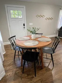 Bright & Airy Modern Home in DT Fuquay Varina - Image 3