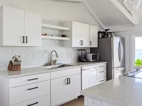New! Oceanfront Haena Cottage - Steps to the Beach - Image 2