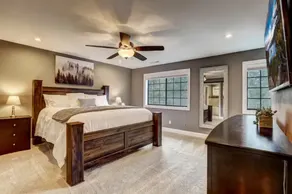 Modern 5BR Home | Chef’s Kitchen | BBQ | Sleeps 10 - Image 2
