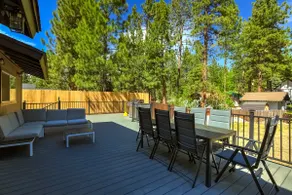 Modern 5BR Home | Chef’s Kitchen | BBQ | Sleeps 10 - Image 4