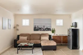Enjoy Amazing Bay Views Luxury Living Suite - Image 3