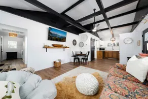 New! Cheerful 2-bedroom bungalow at Belton Lake. - Image 4