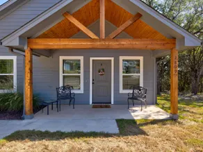 Granbury’s Perfect Getaway - Image 2