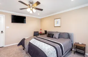 4BR4BTH✬3KSqft ✬Large Open LR✬5 Mins-Kemah/NASA - Image 4