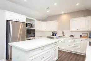 4BR4BTH✬3KSqft ✬Large Open LR✬5 Mins-Kemah/NASA - Image 3