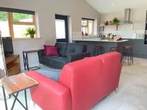 Modern 2 bedroom lodge in the Blackdown Hills AONB - Image 2