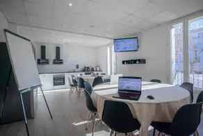 Group Special - 10SDB - 11WC - 310 m² - Image 4