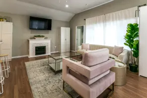 The Lilly Pad • Charming 1BR • Walk to Sylvan Beach - Image 5