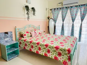 Designer 1BHK Apt|5min beachwalk|Hispeed wifi|pool - Image 2