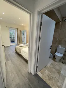Detached Luxury House in the Hart of Islington - Image 4