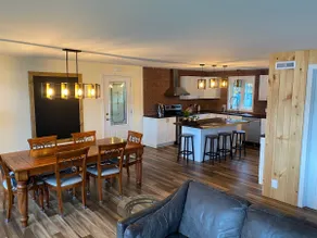 Waterfront cottage with panoramic view - Image 4