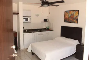 Executive Loft North Galleries Wifi/Washing Machine and AC 7 - Image 2