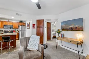 Sedona Red Rock View Near Trails, Dining 2Bedroom - Image 5