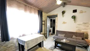 Seasonal rental for 2 people, air-conditioned - Image 4