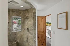 Mountain Retreat, Pool + Hot Tub - Image 4