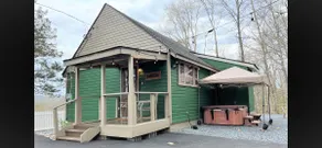 Casa de Carmen! 3 bedroom Modern Cabin with a view and HOT TUB! - Image 2