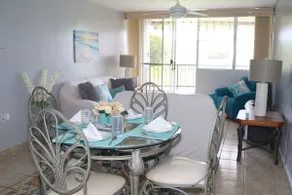 3BDR Wi-Fi Parking Pool AC 2 min from the Beach Deposit Required - Image 3