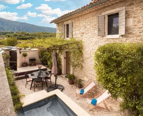 Le Mas des Sablières – Oppède – Furnished, 4* rating - Image 2