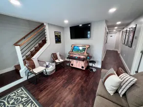 Elegance on The Farm •Limitless Amenities ♦Pool ♦Hot Tub ♦Fish Pond +more! - Image 4