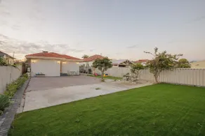 Bentley Cosy 3 Bedroom Home | Netflix Alexa - Image 4