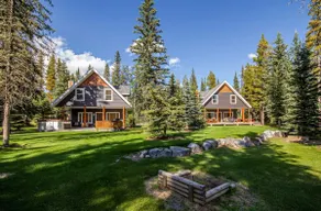 Cozy Cabin in the Rocky Mountains of Nordegg, Alberta - Image 4