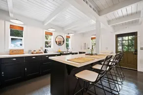 Blue Mountain Loft - A Unique Jewel In The Trees - Image 3