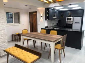 A gorgeous, comfortable hotel apartment with all services - Image 4