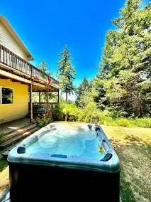Hummingbird Vista! Scenic River and Ocean Views & Hot Tub - 4WD RQD - Image 5