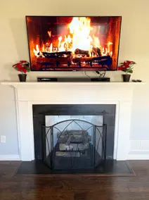 Modern Home Away from Home in Beavercreek - Image 3