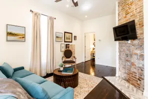 The Row House | 2bd home with River View - Image 3