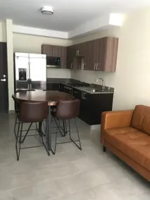Exclusive apartment with services included - Image 3
