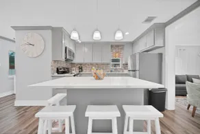 🏡Cozy Cottage Gated & Pet Friendly Sleeps 6🐶 - Image 2