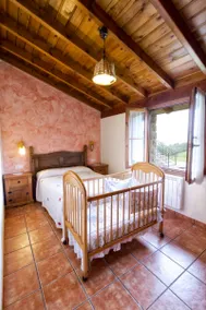Cottage surrounded by tranquility and nature - Image 2