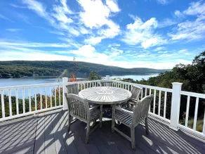 Hillside villa with 9-mile lake views - Image 3
