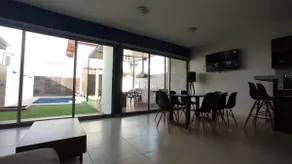 ★House with a Private Pool★ - Image 2