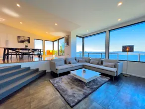 Nicholas House - Hobart Luxury City Panoramic Seaview Holiday Home by the Mountains and Rivers with Ultimate Views for 8 People - Image 2