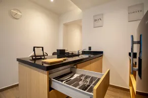 Suite Interior 102 - Image 4