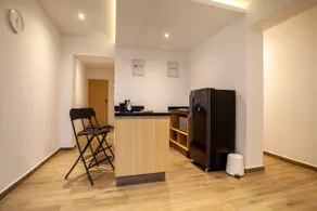 Suite Interior 102 - Image 5