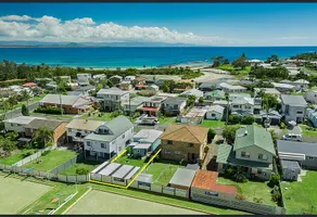 Delightful original beach house at Currarong - Image 5