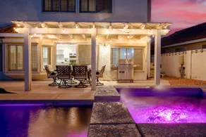 ❤ BRAND NEW POOL, Clean 4BR/3BA Modern Chic Home ❤ - Image 2