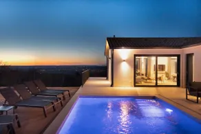 Villa TonKa with jacuzzi sauna and private pool - Image 4