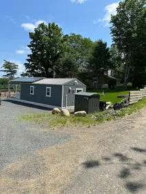 Sheltered Anchorage: 1-Bedroom River View Cottage - Image 5