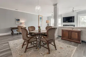 Downtown's NEWEST AIRBNB ”THE FIDDLE” !!! - Image 4