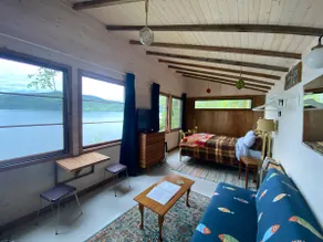 Funky Lakefront Bunky - Image 3