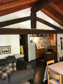 Wood and stone Chalet apartment - Image 4