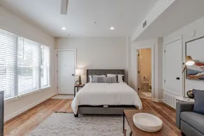 Cutest Studio on Church Street! - Image 3