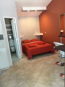 Le Mimosa - Image 3