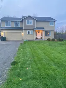 Welcome to the beautiful Mt. Rainier house - Image 2