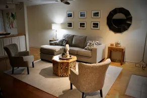 Beautiful 3-Bedroom Townhome!!! - Image 4